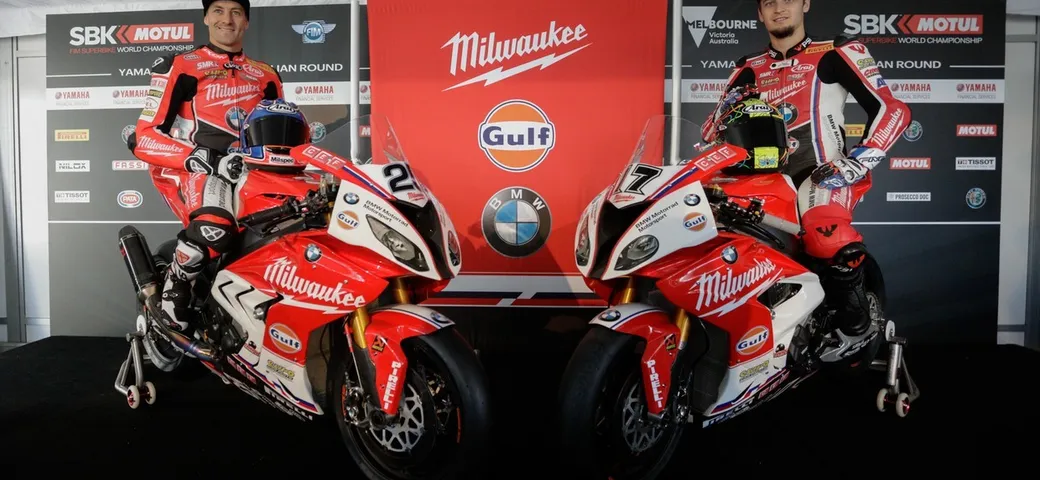 WSBK: in rosso le S1000RR del Team Milwaukee