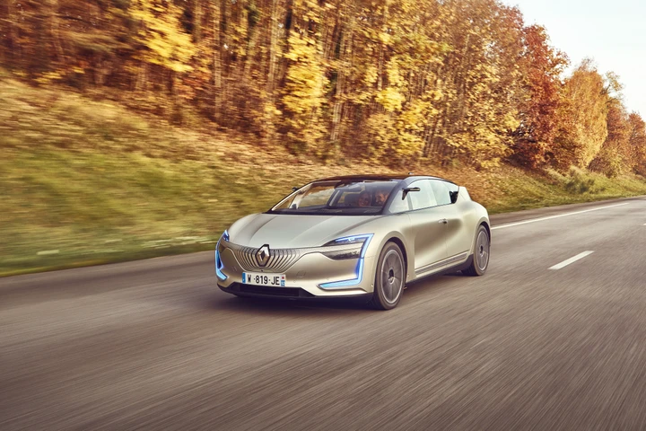 Auto elettriche: Renault produrrà a partire dal 2022 una rivale della Leaf