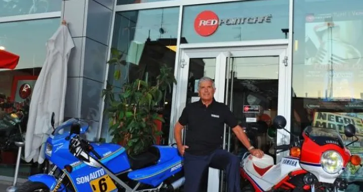 Applausi per Agostini al Red Point Café di Milano