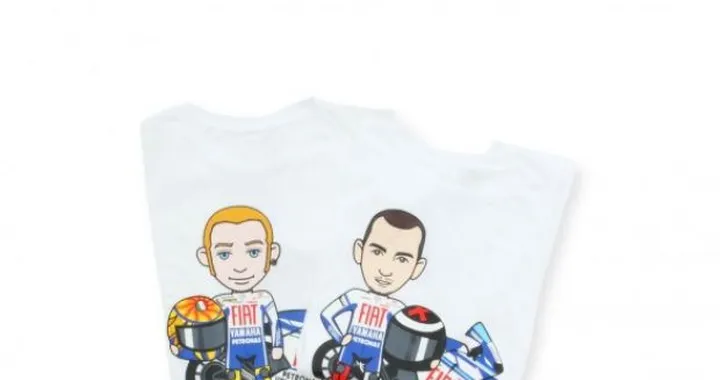 Fiat Yamaha e Tokidoki: T-Shirt di Valentino Rossi e Jorge Lorenzo in beneficenza per Riders For Health