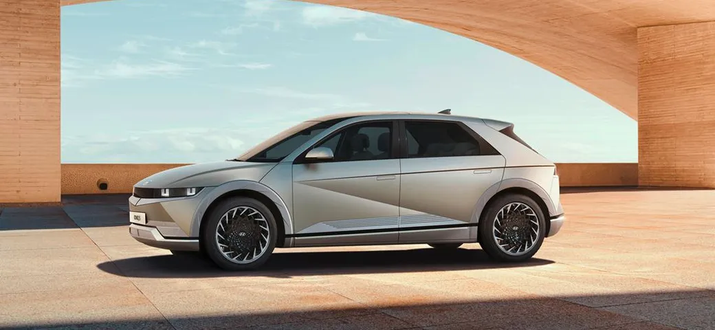 Hyundai, la gamma IONIQ: così le tecnologie dell’elettrico alzano il livello di efficienza