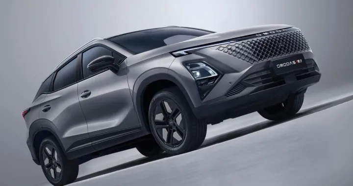 Omoda e Jaecoo rivoluzionano il Salone di Torino con le nuove Super Hybrid