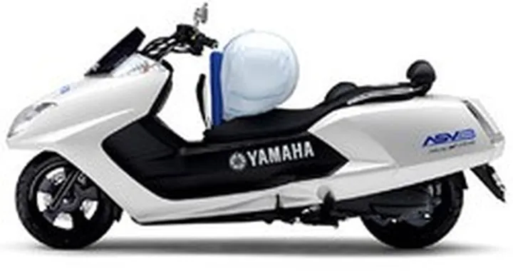 Yamaha ASV-3 con airbag incorporato