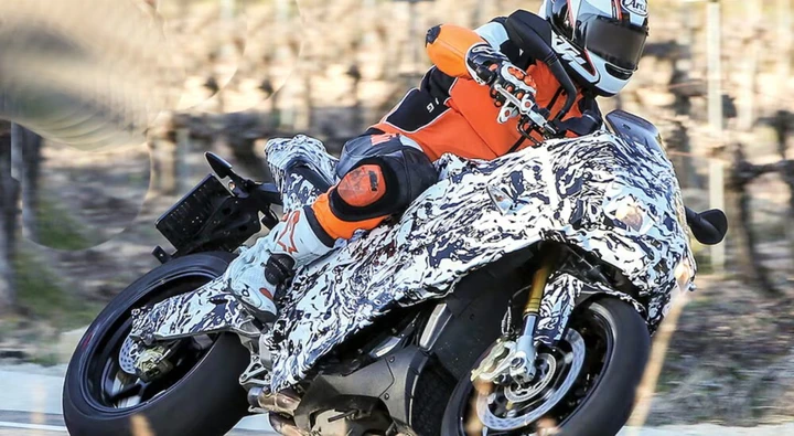 KTM V4: che fine ha fatto la superbike? Con Bajaj il progetto può rinascere