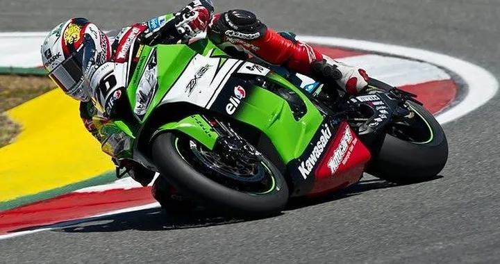 SBK Jerez 2014: Loris Baz sorprende Melandri e Sykes nelle FP2, Giugliano 5°, Guintoli solo 8° [FOTO]