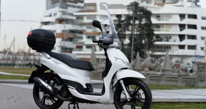 Peugeot Tweet2 50-125-150 2015: Prezzi e caratteristiche
