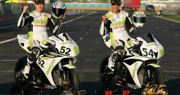 SBK: Ten Kate annuncia i piloti 2008