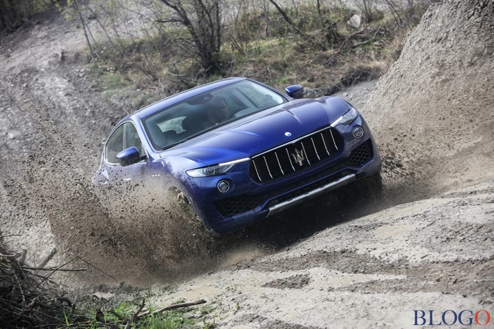 Maserati Levante: tra pista e offroad a Varano [Video]