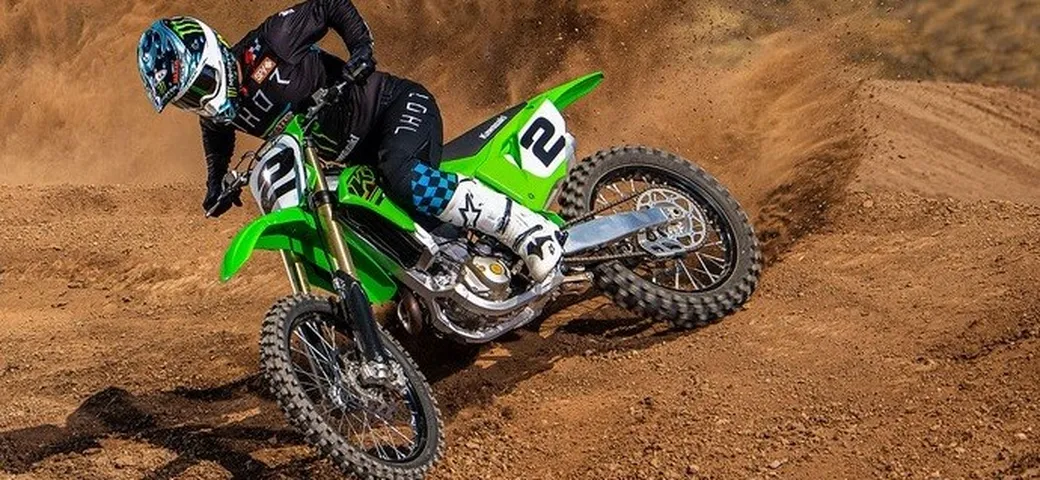 Kawasaki KX250 e KX450 M.Y. 2021