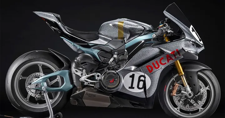 Ducati Panigale V4 S 100: la superbike che celebra Imola 1972