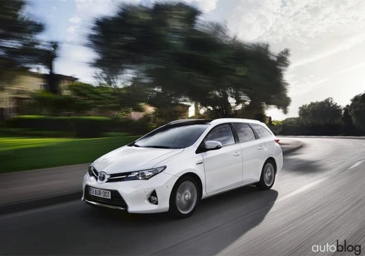 Toyota Auris Touring Sports: prova su strada