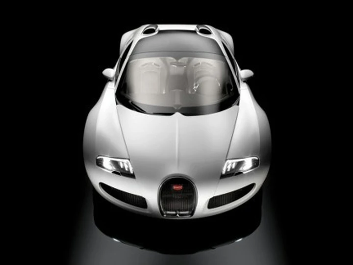 Bugatti Veyron 16.4 Grand Sport Roadster: potenza pura a tetto aperto