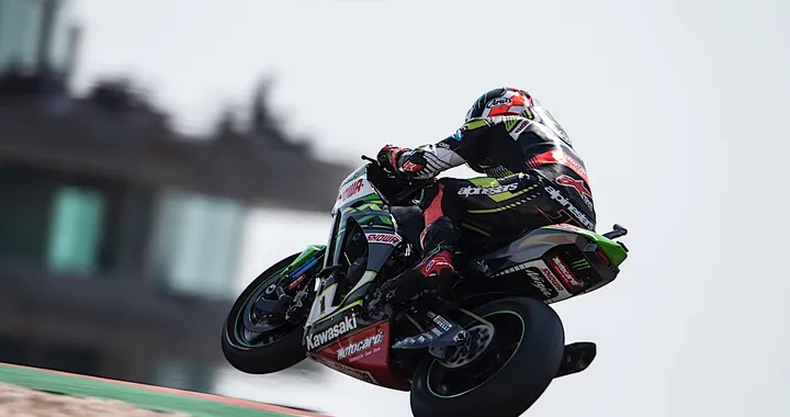 SBK Portimao 2019: Rea si aggiudica la Superpole