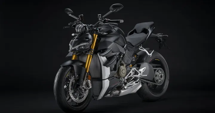 Ducati: nuova colorazione per Streetfighter V4 S. Arriva l'Euro 5 su tutta la gamma