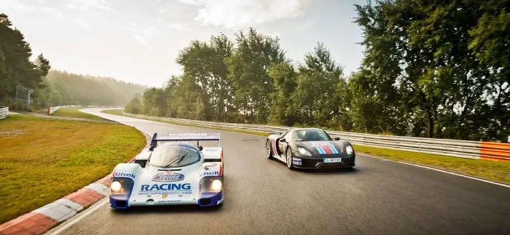 Porsche 918 Spyder: le fotografie al Nurburgring sono con la 956!