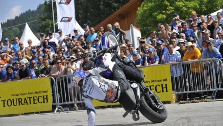 Chris Pfeiffer si esibirà al Motodays in sella alla sua BMW F 800 R