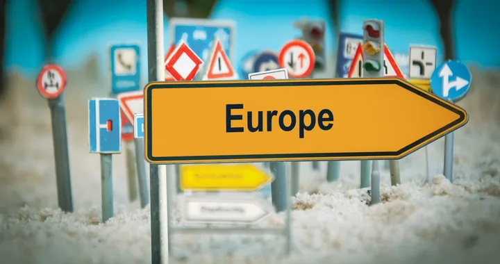 Nuovi segnali stradali in Europa, cosa cambia