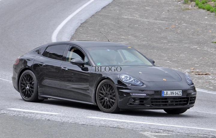 Foto spia Porsche Panamera S E-Hybrid