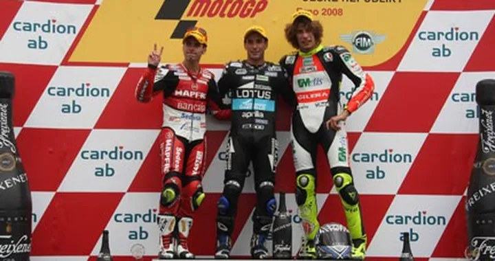 125-250: vittorie di Bradl e Alex Debon