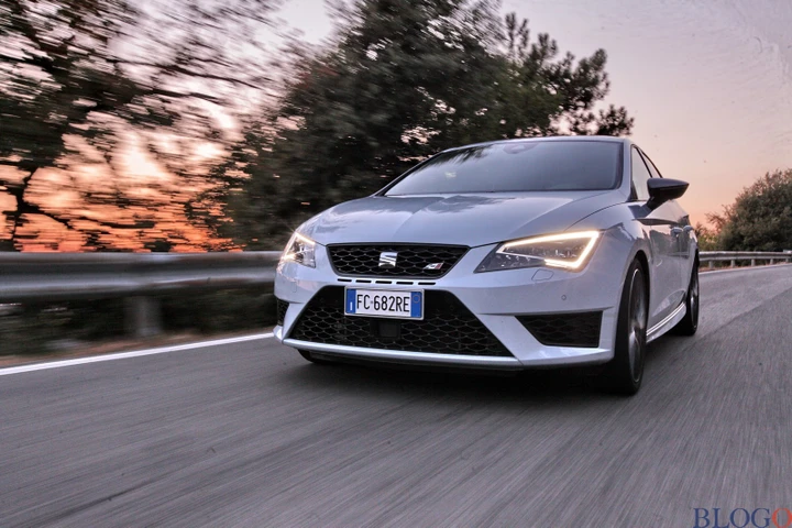 Seat Leon Cupra 290: la prova su strada [video]
