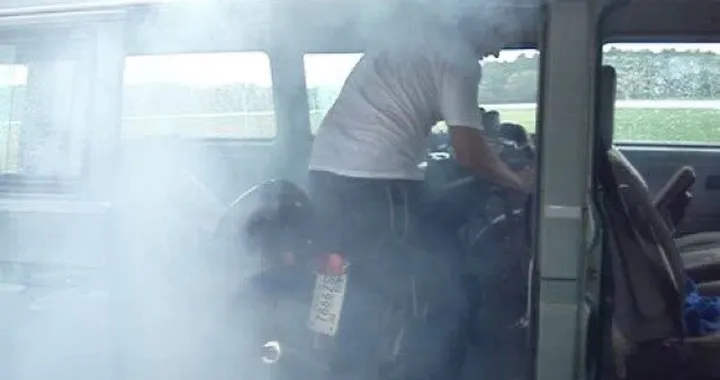 Burnout in un furgone!