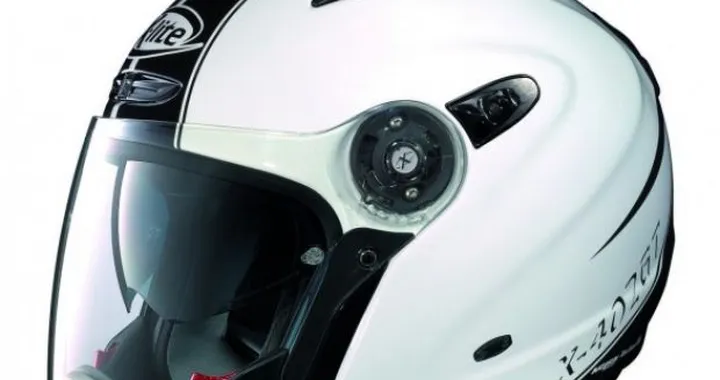 X-Lite X-402 GT, nuovo casco multifunzionale