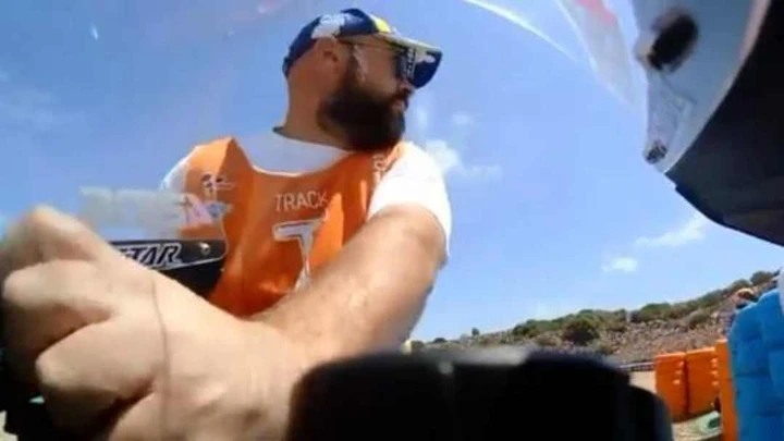 Jerez, commissario ruba un 