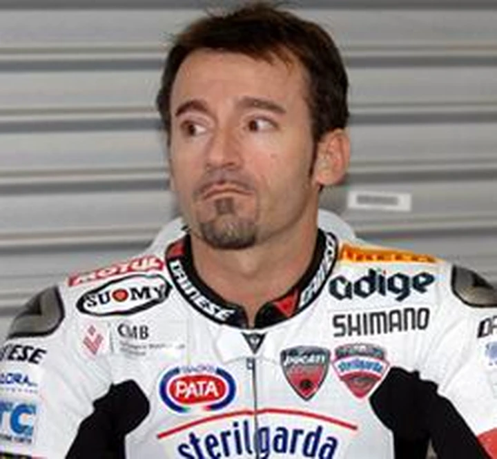 Su la visiera: se Rossi concilia, Biaggi è obbligato a difendersi