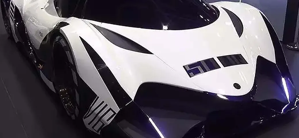 Auto da 5000 cavalli: Devel Sixteen, l'assurda hypercar in un video