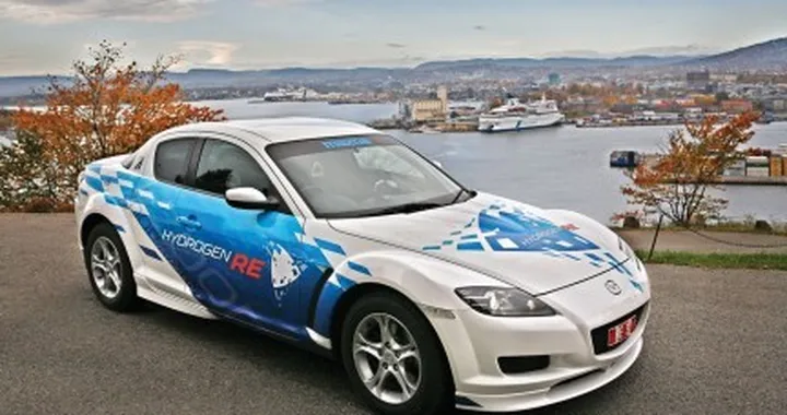 Debutta in Norvegia la Mazda RX-8 Hydrogen RE