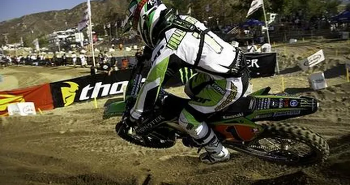 Villopoto vince l'AMA 2007 Supercross Lites, Townley secondo