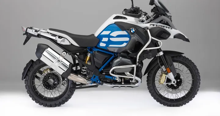 BMW, aggiornamenti per i Model Year 2018