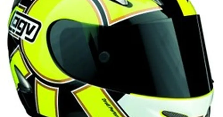 Il casco di Vale all'asta per Cuore d'Atleta!