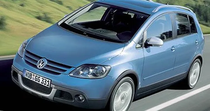 Novità Volkswagen a Parigi: Cross Golf, Touran, Touareg...