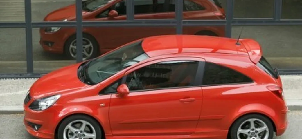 Opel Corsa GSi: nuove informazioni e foto ufficiali