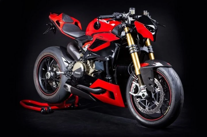 Ducati 1199 Panigale Streetfighter by Motorrad Hertrampf