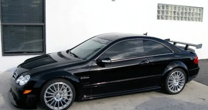 Renntech elabora la Mercedes Clk 63 Amg Black Series: obiettivo "coppia"