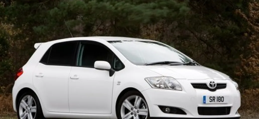 Toyota Auris SR180: la sportiva per il marketing inglese