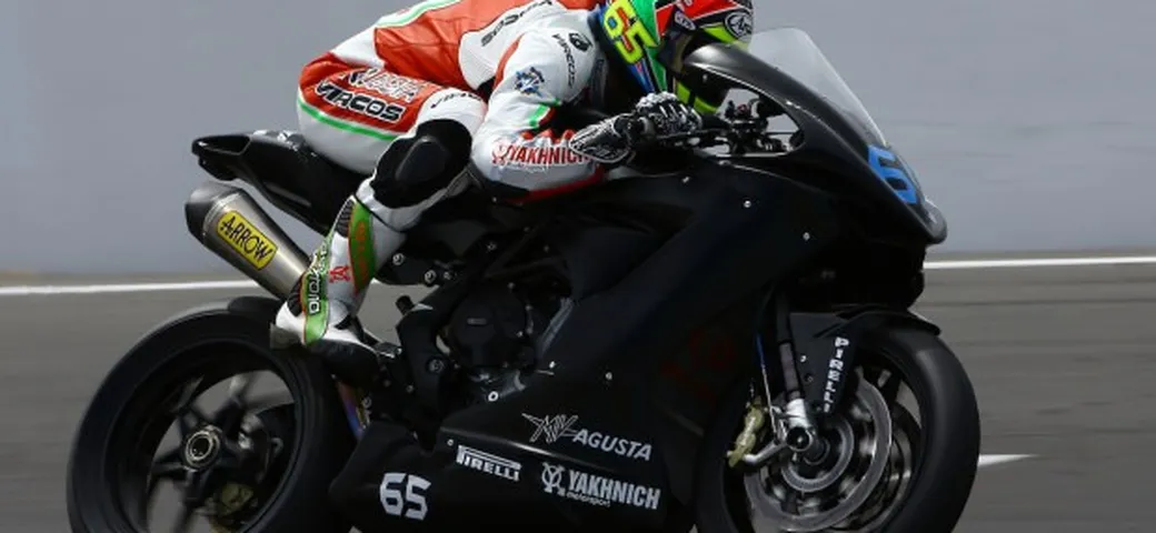 Supersport Test Phillip Island 2014: Sofuoglu subito imprendibile, 3° Leonov con la MV Agusta F3