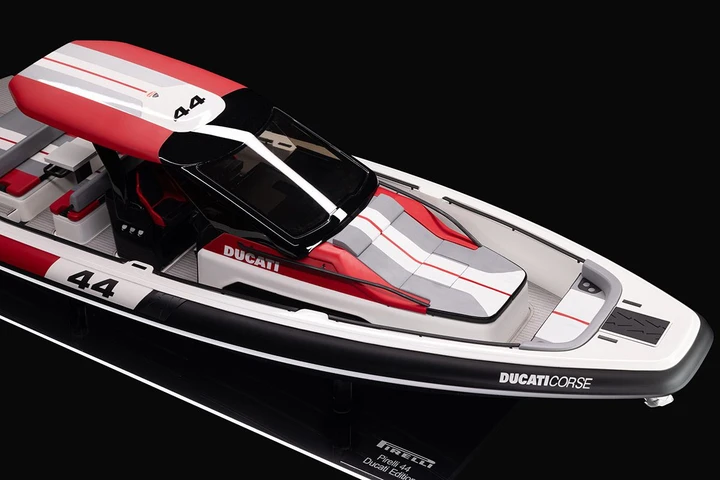 Ducati va sull’acqua: 1.500 CV e solo 26 esemplari