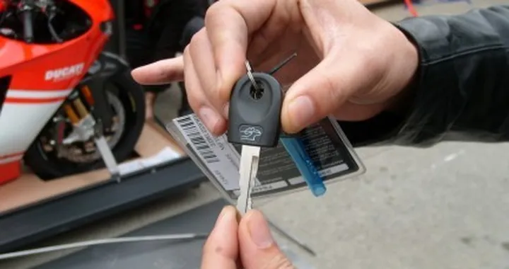 La consegna della prima Desmosedici RR in USA!