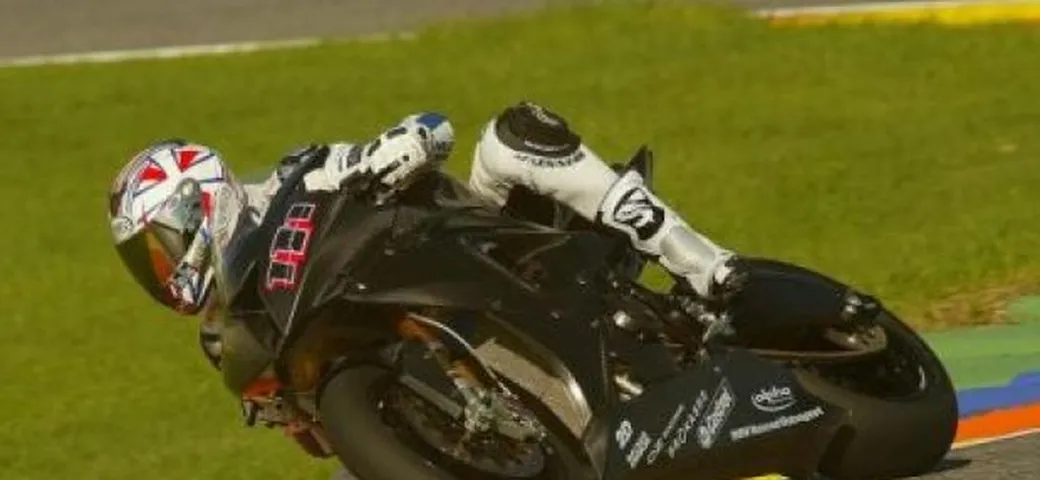 Test a Valencia: per Xaus e Corser BMW agile e veloce