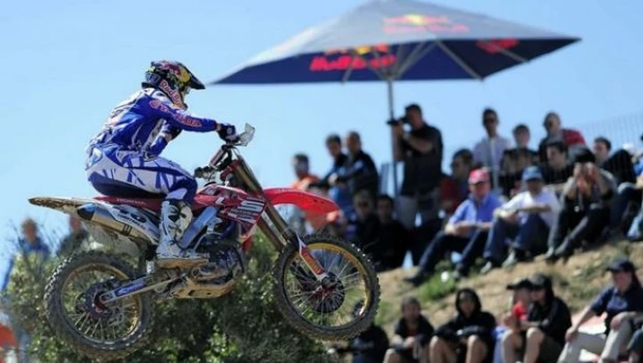 Motocross: il GP della Catalogna è di Tanel Leok. Cairoli è quarto