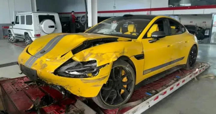 Xiaomi SU7 Ultra, primo incidente in pista per la berlina da 1.526 CV: è distrutta