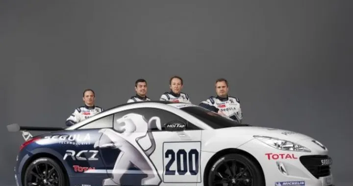 Peugeot RCZ: tutte le foto della versione per la 24 Ore del Nürburgring