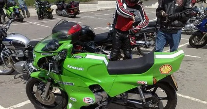 Foto del giorno: quando la moto non ha età