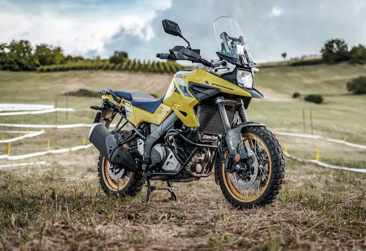 Suzuki V-Strom Academy 2022, aperte le iscrizioni: info e costi