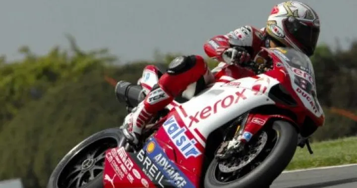 SBK: Fabrizio precede Spies alla fine della prima giornata di test ad Imola