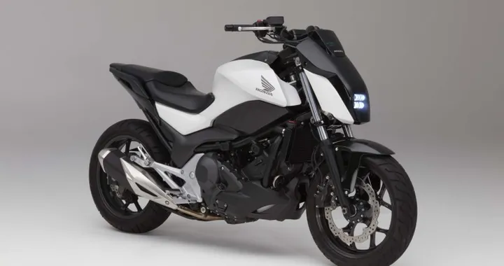 CES 2017: moto Honda che sta in equilibrio da sola [Video]
