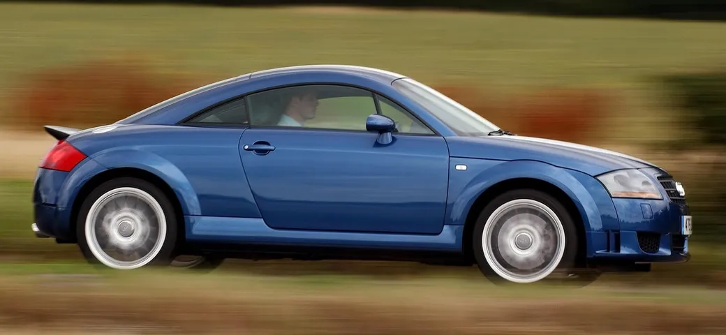 Audi TT e-tron: la coupé rinascerà elettrica
